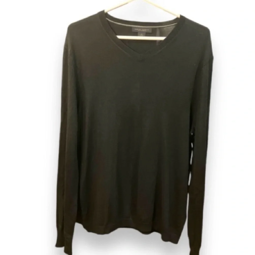 Banana Republic Sweater Silk Cashmere Black VNeck Size Small
